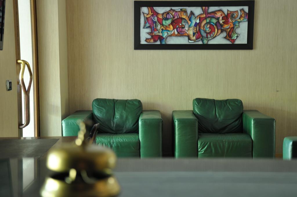 Hotel Fontana Del Re อาเรียโน อีร์ปิโน ภายนอก รูปภาพ
