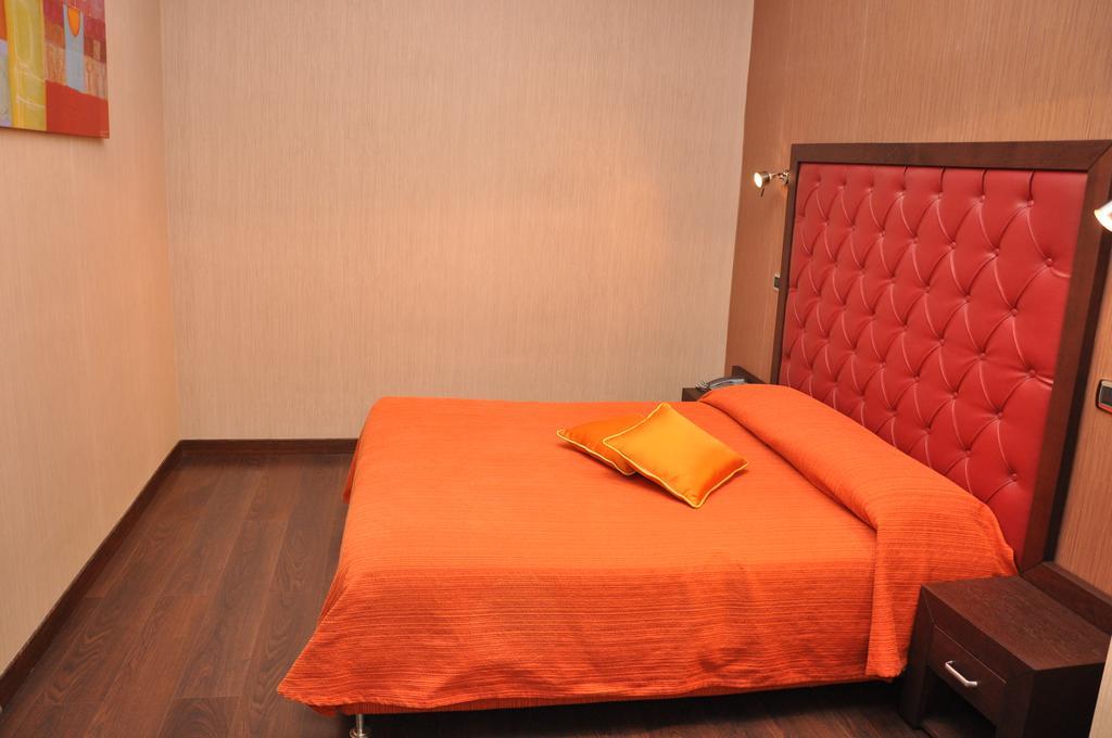 Hotel Fontana Del Re อาเรียโน อีร์ปิโน ห้อง รูปภาพ