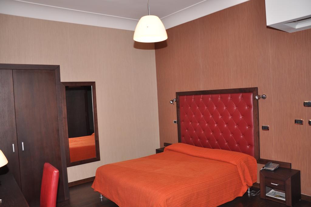 Hotel Fontana Del Re อาเรียโน อีร์ปิโน ภายนอก รูปภาพ