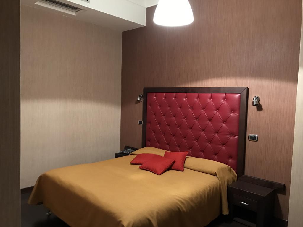Hotel Fontana Del Re อาเรียโน อีร์ปิโน ภายนอก รูปภาพ